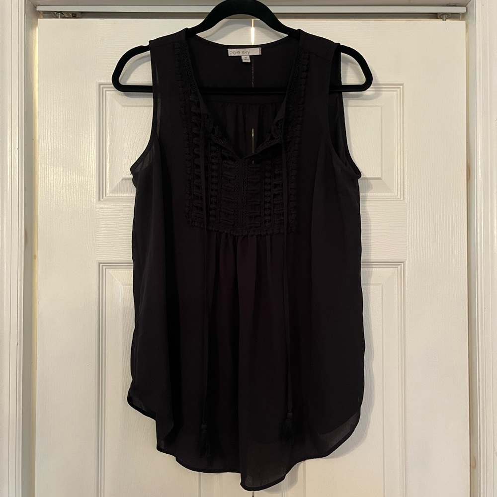 Doe & Co. Black Sleeveless Pintuck Tie-Front Tank